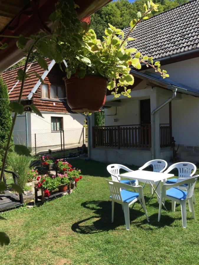 Domacinstvo Ubovic Villa Sipovo ภายนอก รูปภาพ