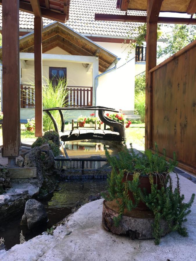 Domacinstvo Ubovic Villa Sipovo ภายนอก รูปภาพ