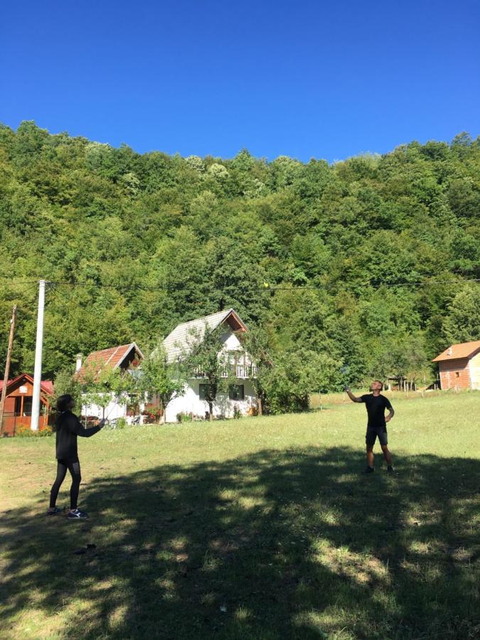 Domacinstvo Ubovic Villa Sipovo ภายนอก รูปภาพ