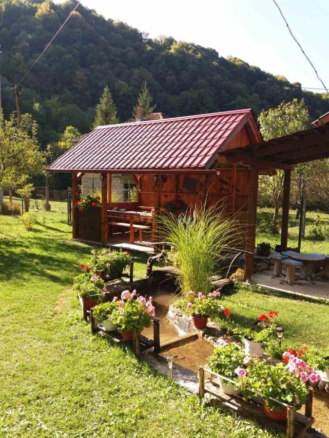Domacinstvo Ubovic Villa Sipovo ภายนอก รูปภาพ